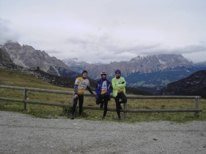 Prachtig uitzicht boven op de passo Giau