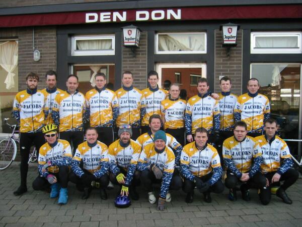 Groepsfoto voor 