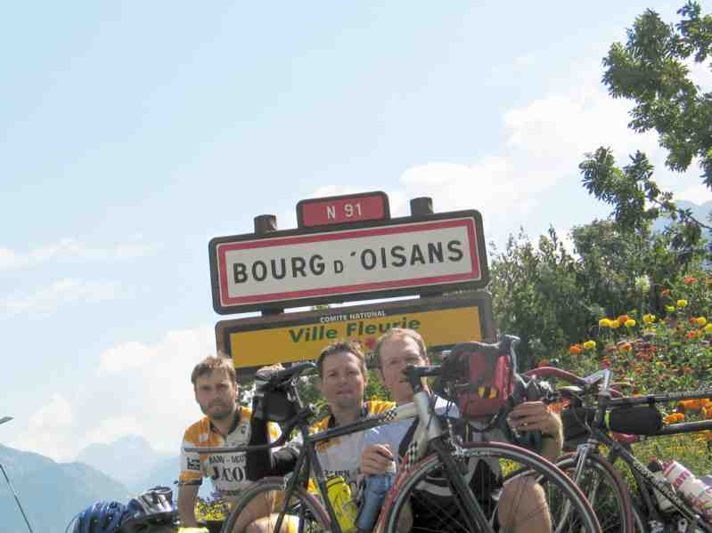 Hier is het ergens
We zijn er!!! 919 kilometers in 4,5 dag!!! En of we er fier op zijn!!!
