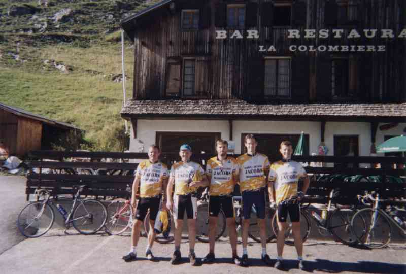 verpozing op Col de la Colombiere
De eerste kanjer is bedwongen
