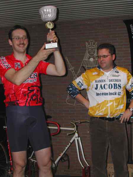 Trofee Snelste Renner voor Chris Heylen
Deze kleine competitie in de marge werd tot in de laatste rit spannend uitgevochten.
