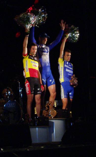 Podium
Boonen won in de sprint overtuigend van Serge Baguet en Kurt Van de Wouwer.
Keywords: Na tour criterium herentals