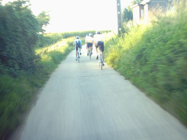 Down hill making speed
Even though we were not riding Alp Cols, still we were feeling the need for speed in  the downhills.  At the end of the trip Jeff has had a close encounter with the soil due to centrifugal strength...
Keywords: Wim Raf Rafke
