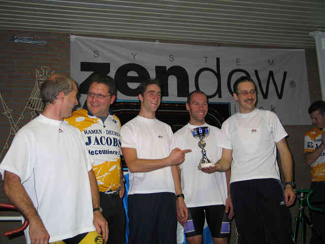 Podium 1: Goud
Skinfit Team
