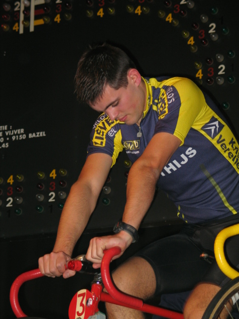 Jurgen Nicasi (Larum fietst)
Reeks 2.3.3
