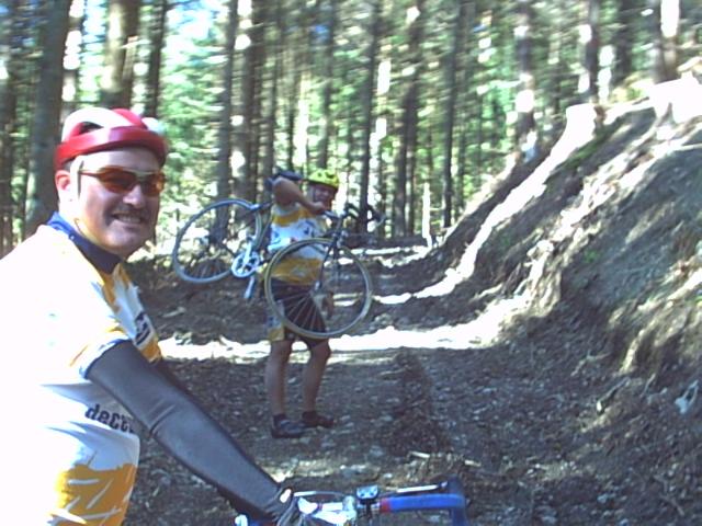 Bart Wellens achterna
Volgens Rudy is't nog altijd om te lachen.
