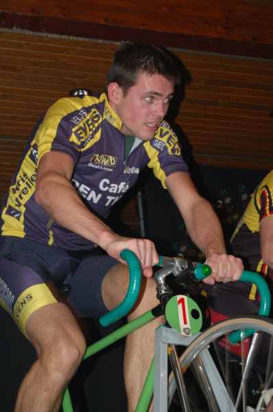 Jurgen Nicasi (Larum fietst)
Ronde 2.1.3
