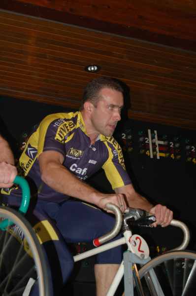 Bart Janssens (Larum fietst)
Ronde 2.1.4
