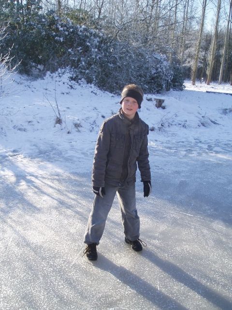 FrÃ© junior is ne felle
Anton, de zoon van FrÃ©, liet duidelijk zien tijdens de wandeling, dat hij gene gewone is, net zoals zijn vader!
