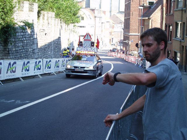 Dju, waar blijven ze nu
Als je de renners zowel op de Wijnpers als op de Keizersberg wou zien, dan moest er serieus getimed en gesprint worden.
