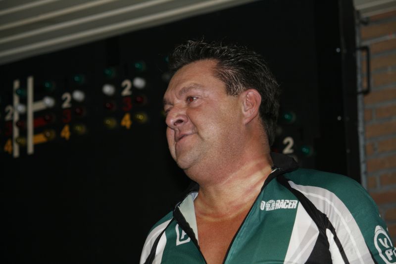 n2011_VoR13_20111203_2249_417.jpg
