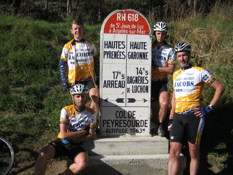 Col de Peyresourde
De laatste col is bedwongen. Nog 17,5 kilometer en het fietsen in de PyreneeÃ«n zit erop.



