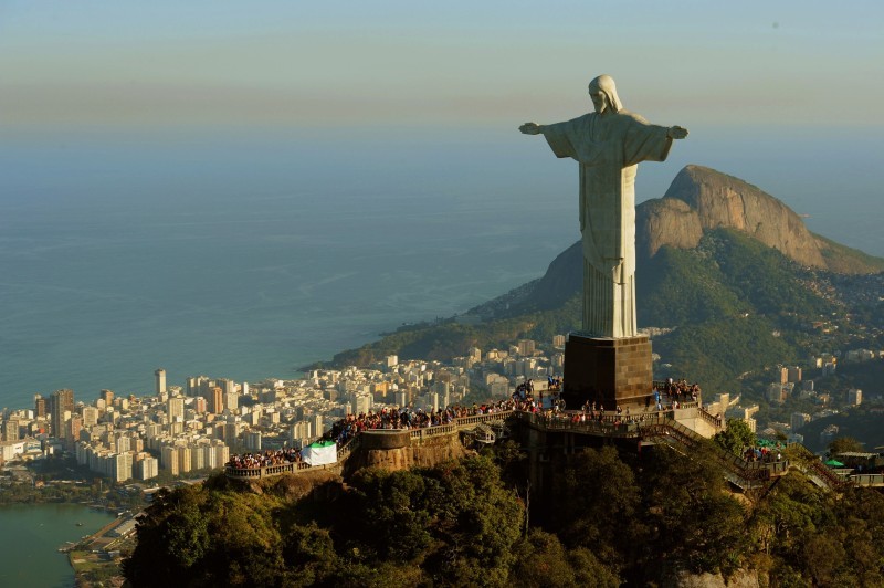 Cristo Redentor in Rio de Janeiro
Dit is het meest fameuze Christus-beeld, dat iedereen wel kent, en dat het thema van deze rit bepaalde. Het beeld werd opgericht tussen 1921 en 1931, en is 30 meter hoog.
