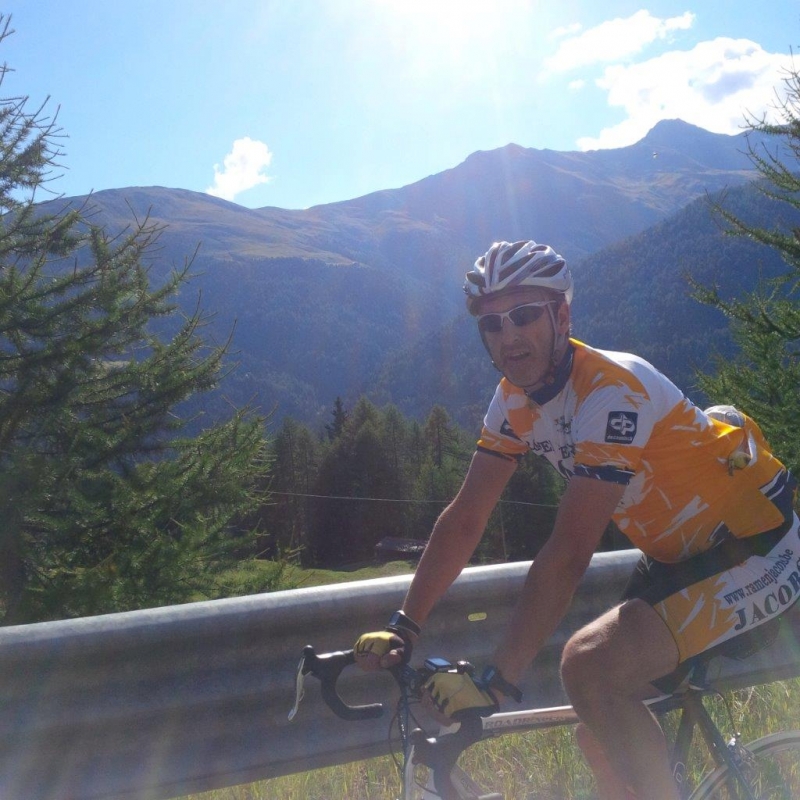 Hale  in de zon naar Passo Foscagno.

