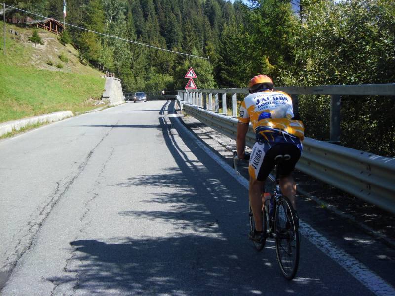 Eerste rit
Danny beklimt de Passo Foscagno
