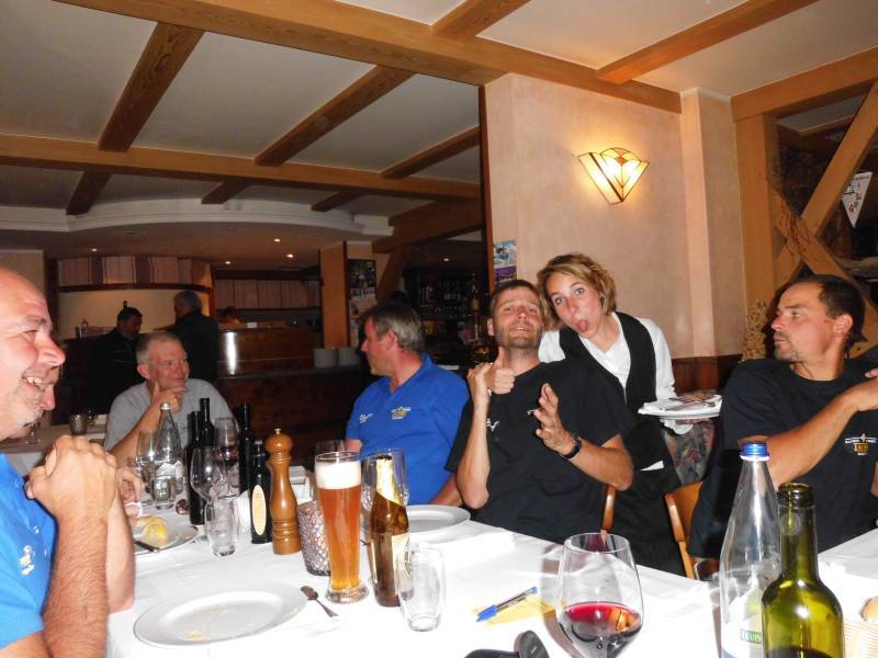 Hotel Miravalle
Schoon serveuseke' jammer van de rest op de foto
