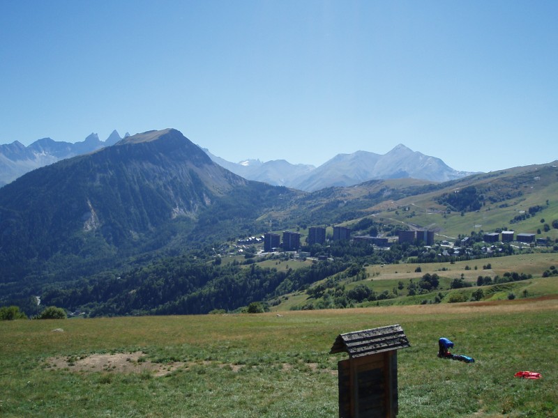 Uitzicht vanaf La Toussuire (2)
Uitzicht op Les Corbiers, het iets lager gelegen skidorp.
