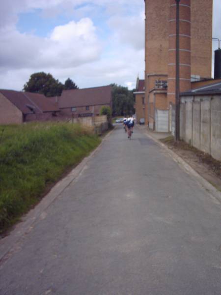 Mort subite In Kobbegem
... alwaar de brouwerij van Mort Subite gelegen is. Hier rechts op de foto.
