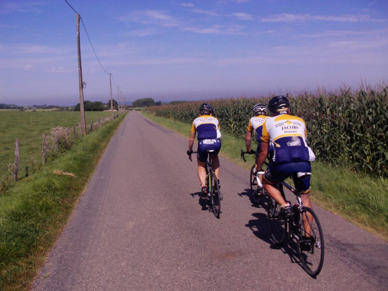 Hoogland
Et voilÃ  la vue spectaculaire! 
De zon is er en dat fiets altijd veel aangenamer.
