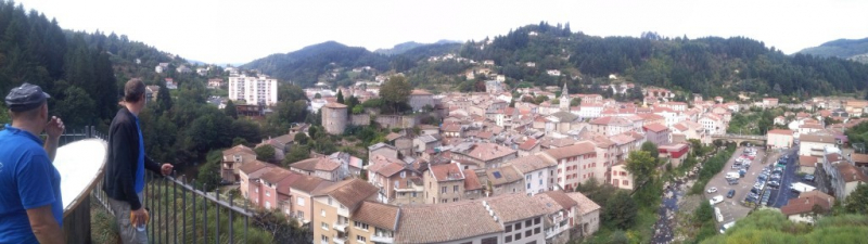 Panorama Op Rots Boven Le Cheylard
 
