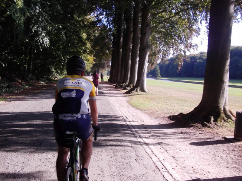 Keizerinnedreef Park Van Tervuren 1
Langs de vijvers van het Park van Tervuren reden we nog niet
