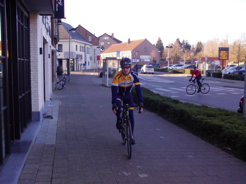 Pit komt aan voor vertrek
en dan kunnen we allemaal opnieuw vertrekken
