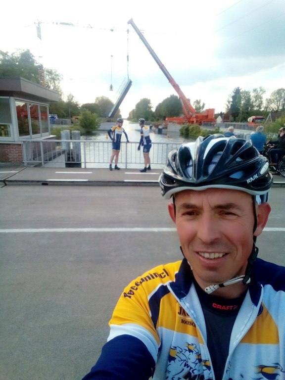 Kraanwerken Aan Brug In Tildonk
