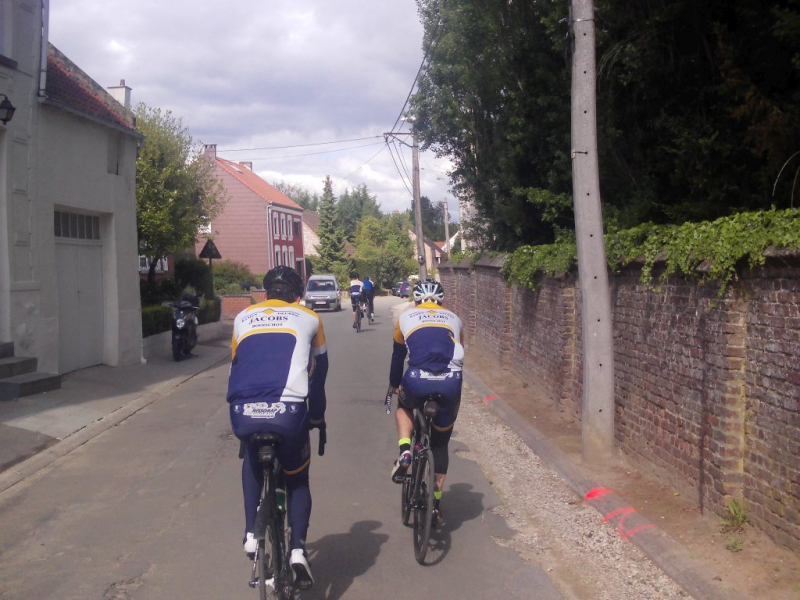 Rue De Tirlemont In Nethen 1
Al wat beter verhard
