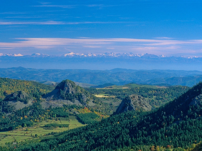 Zicht op de Alpen vanaf de Monts d'Ardèche